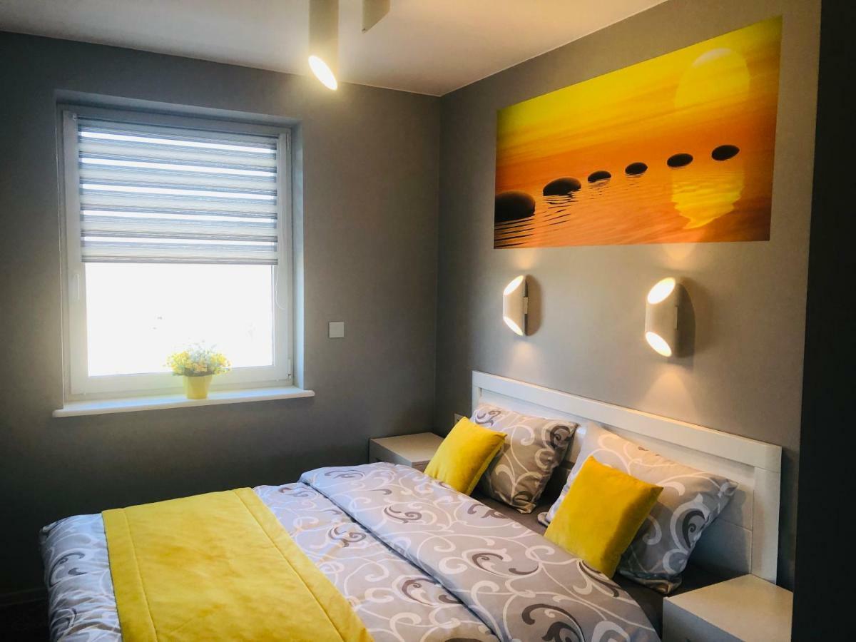 Apartament Elegance Yellow Rewal Dış mekan fotoğraf